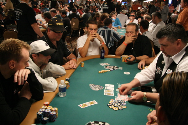 pokermatch- poker คืออะไร